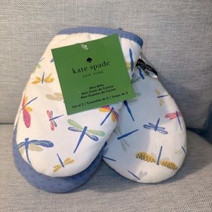 ♠️ Kate Spade ♠️ Dragonfly Oven Mitts